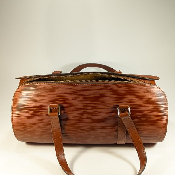 Louis Vuitton Soufflot Hand Bag in Epi Leather - Picture 7 of 9